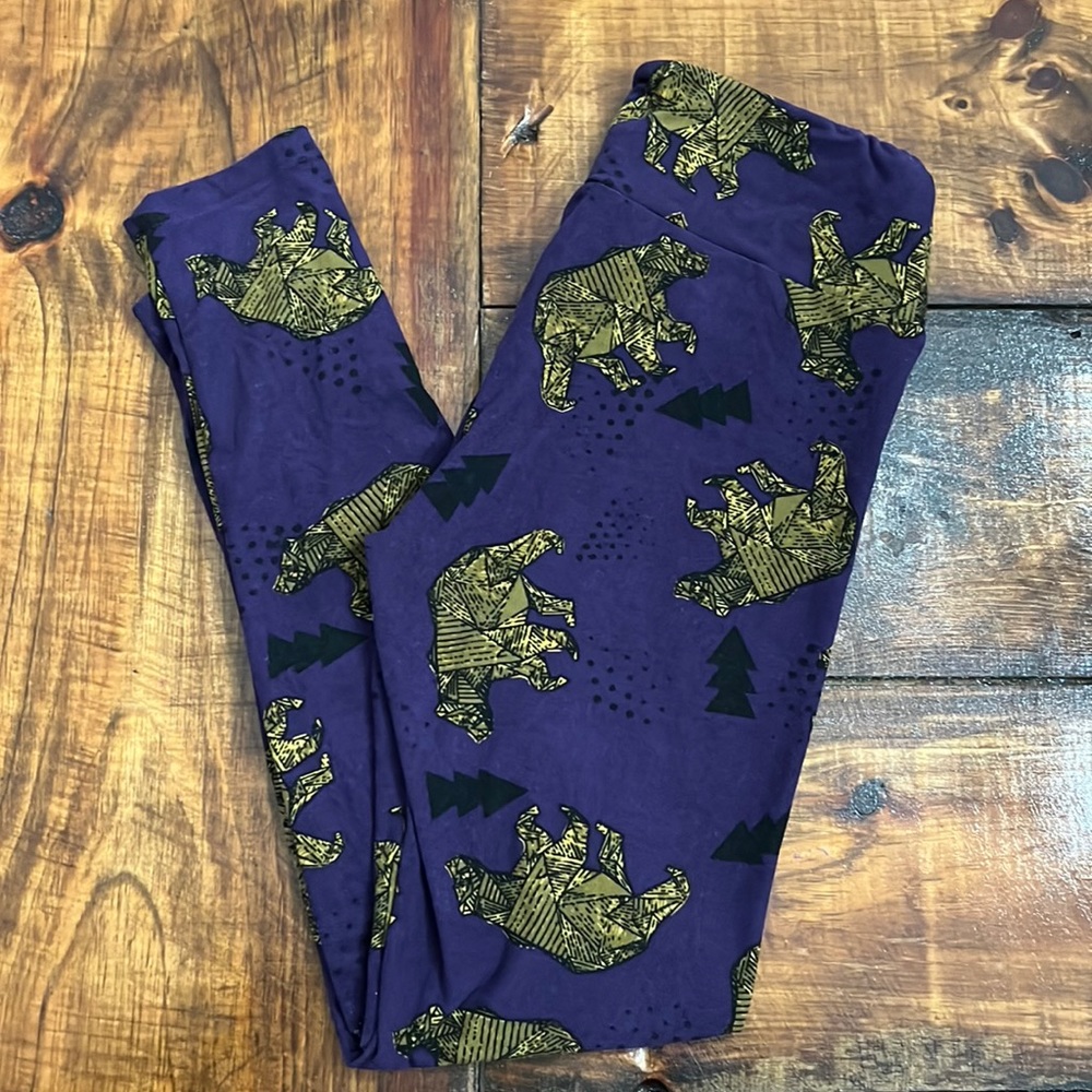 Lularoe Bear Leggings OS